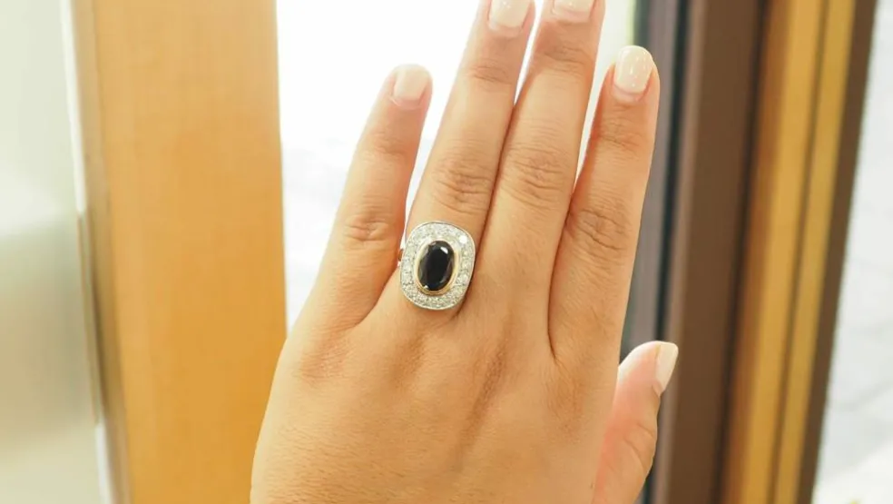 Bague pompadour en or bicolore, saphir et diamants
