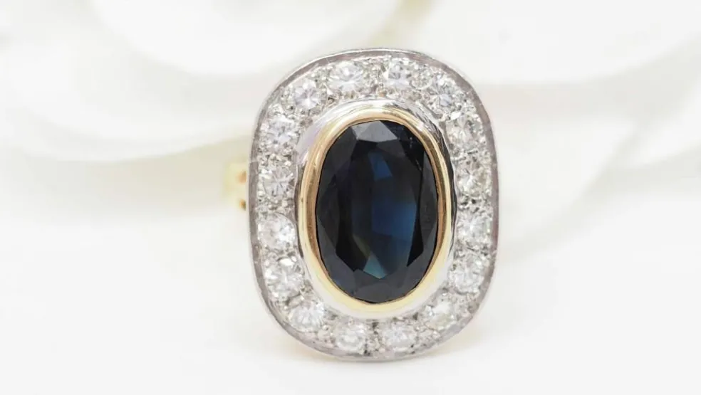 Bague pompadour en or bicolore, saphir et diamants