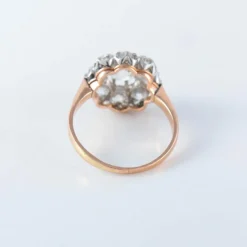 Bague Pompadour en or 18ct et diamants