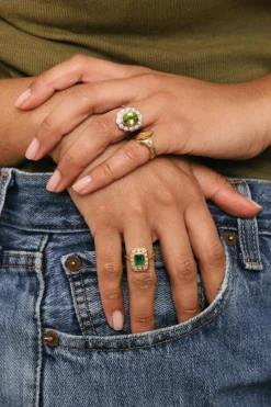 Bague Pompadour en or jaune, or blanc, péridot et diamants