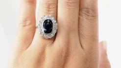 Bague Pompadour en platine saphir et diamants