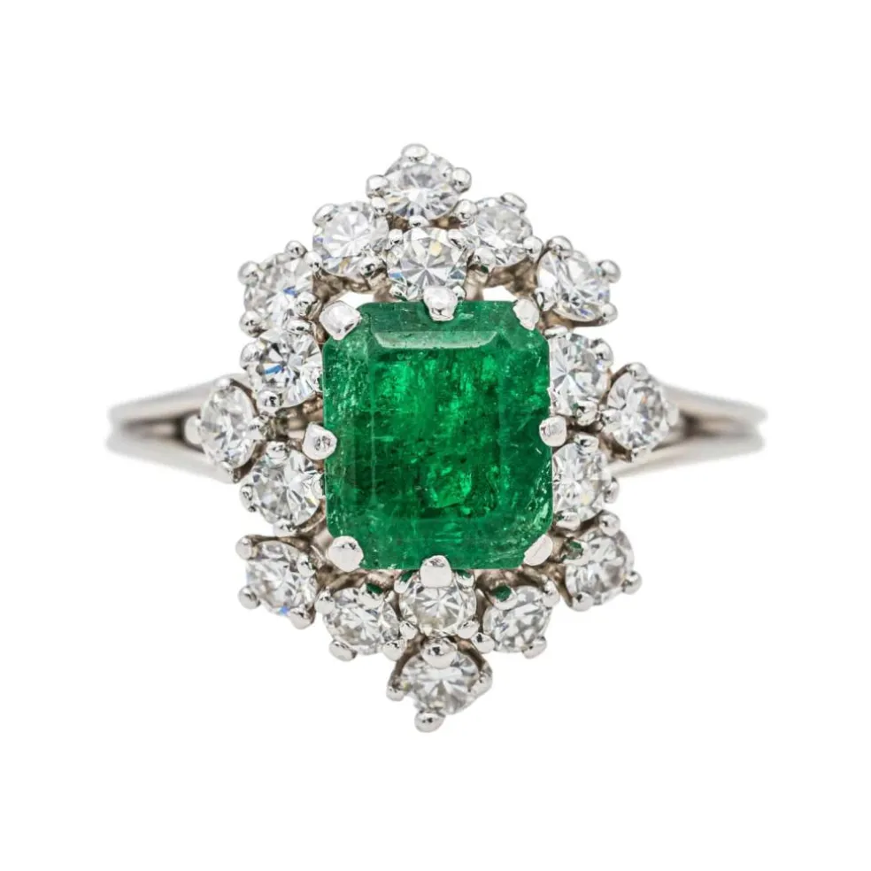Bague Pompadour Or blanc Emeraude