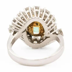 Bague Pompadour Or blanc Emeraude