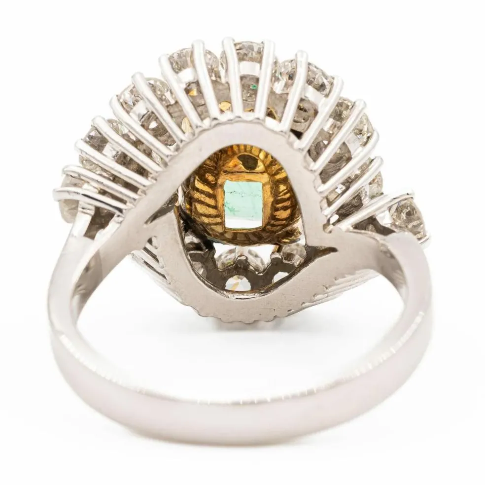Bague Pompadour Or blanc Emeraude