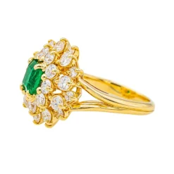 Bague Pompadour Or jaune Emeraude, Diamant