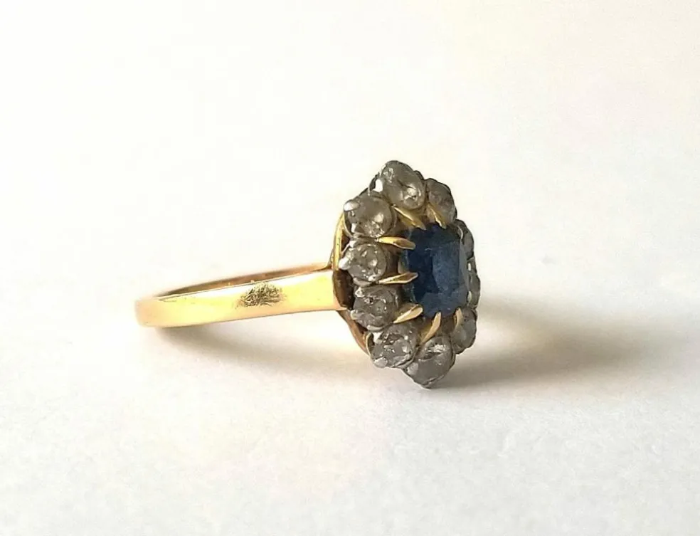 Bague pompadour or jaune saphir et diamants