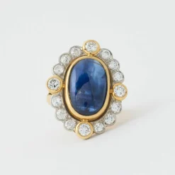 Bague Pompadour Saphir Cabochon et Diamants