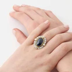 Bague Pompadour Saphir Cabochon et Diamants