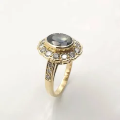 Bague pompadour saphir et diamants