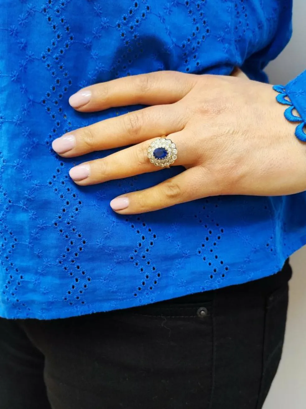 Bague pompadour saphir et diamants