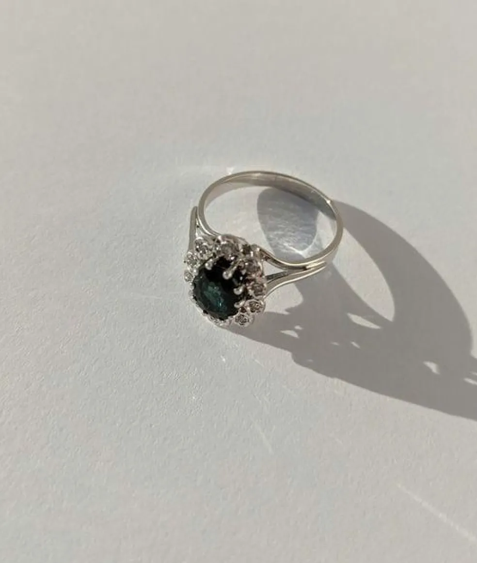 Bague Pompadour saphir vert diamants
