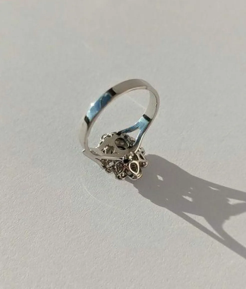 Bague Pompadour saphir vert diamants