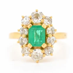 Bague Pompadour Vintage Or 18 Carats, Émeraude Naturelle et Diamants