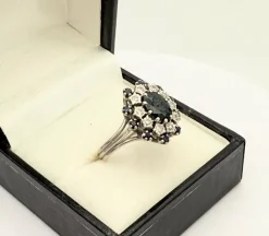 Bague pompadour vintage or, saphir et diamant