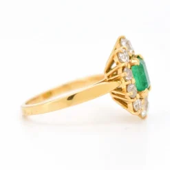 Bague Pompadour Vintage Or 18 Carats, Émeraude Naturelle et Diamants