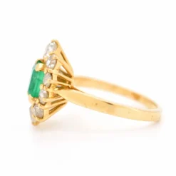 Bague Pompadour Vintage Or 18 Carats, Émeraude Naturelle et Diamants