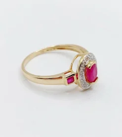 Bague pompadour vintage or jaune, rubis, diamants et de rubis carrés