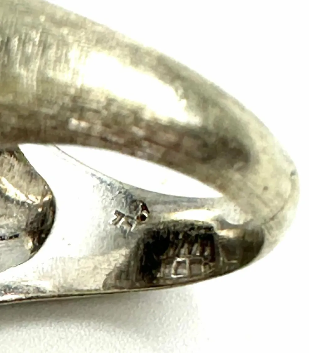 Bague pour petit doigt avec diamants, années 60