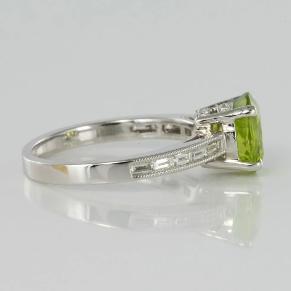 Bague péridot et diamants