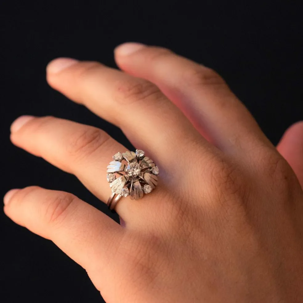Bague pétales or blanc diamants