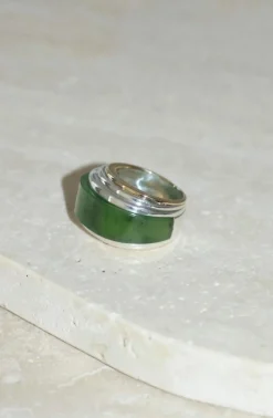 Bague puiforcat par andré vassort jade sur or jaune et argent