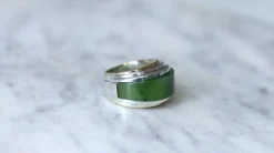 Bague puiforcat par andré vassort jade sur or jaune et argent