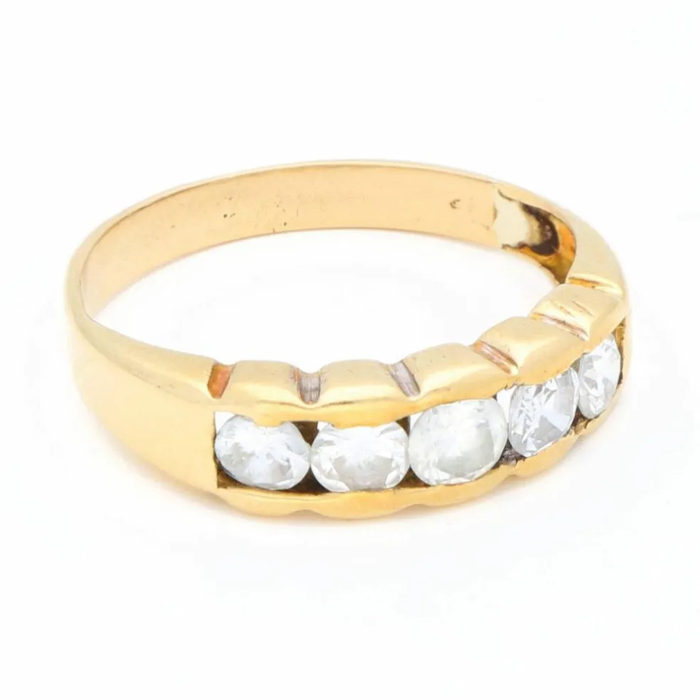 Bague rangée de diamants en or jaune