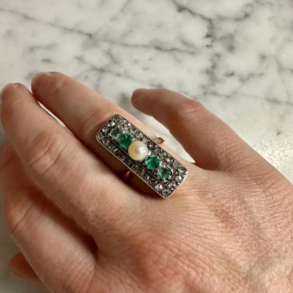 Bague rectangle Or rose Argent Perle Emeraudes Diamants