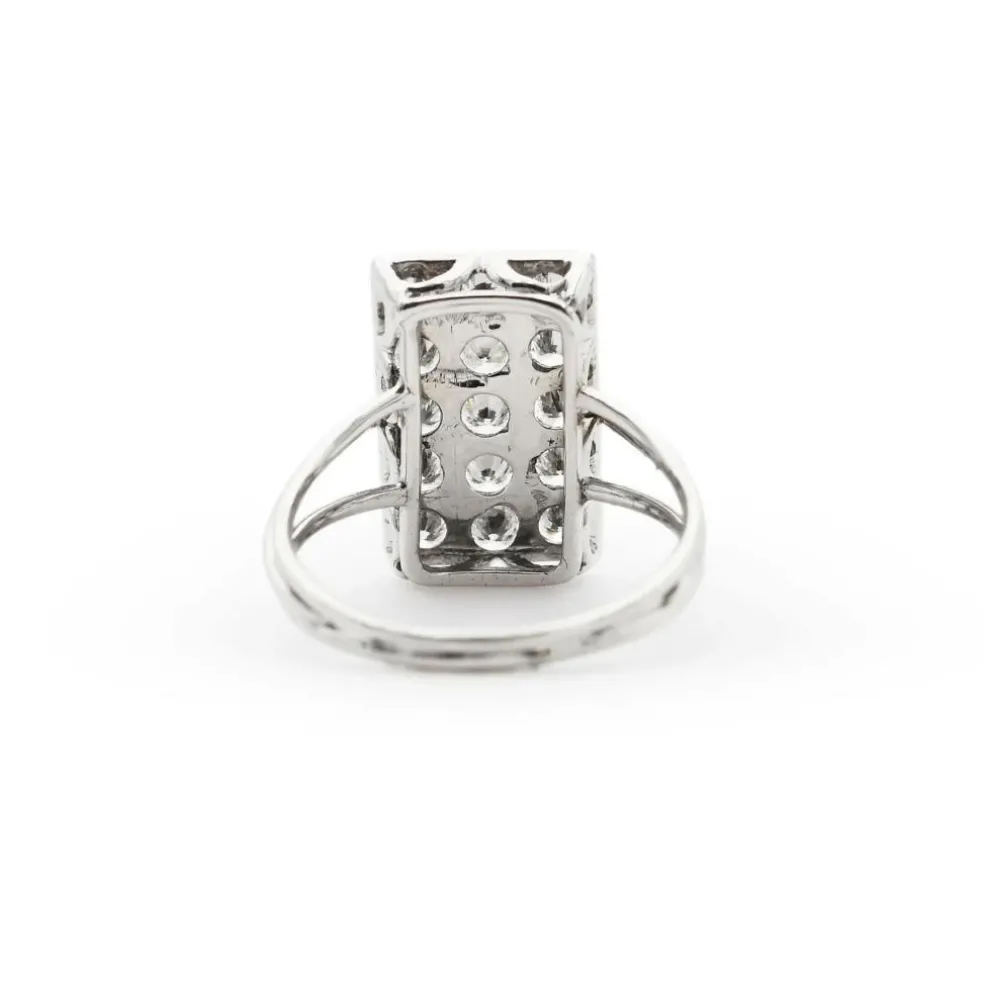 Bague rectangulaire en or blanc avec diamants de 0,80 carat