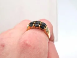 Bague retro saphirs diamants or jaune