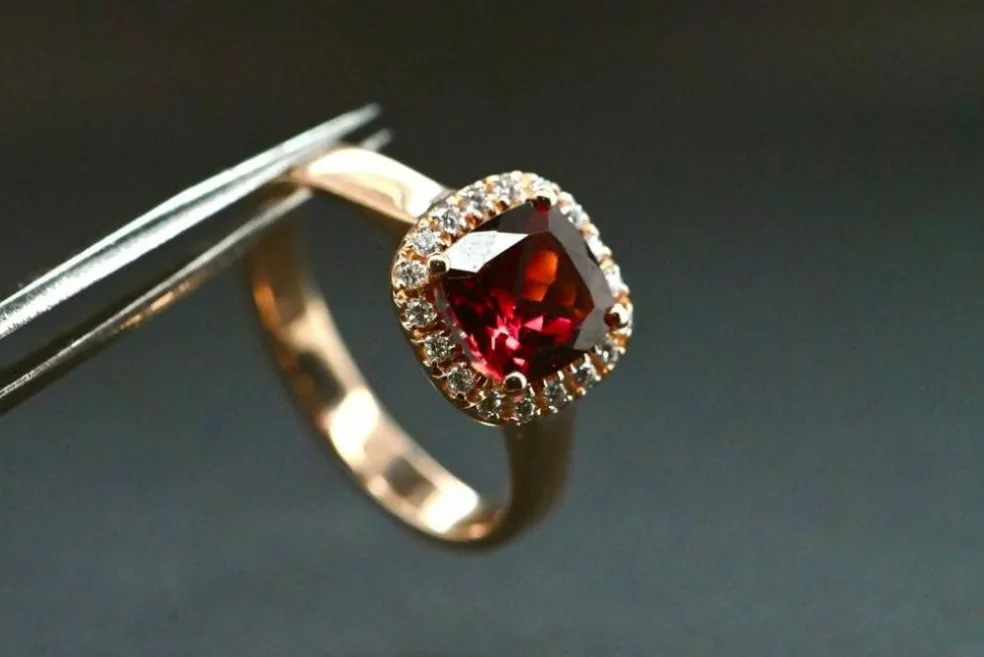 Bague Rhodolite Et Diamant Rose