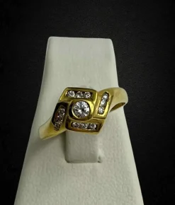 Bague rhomboïde avec diamants, années 1990