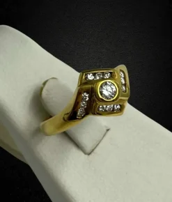 Bague rhomboïde avec diamants, années 1990