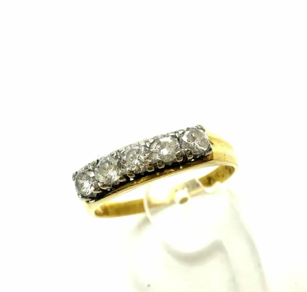 Bague Rivière des années 1930 en or jaune, diamants "vieilles européennes"