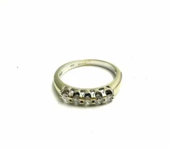 Bague Rivière en or blanc et diamants