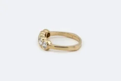 Bague Rivière en or jaune avec diamants