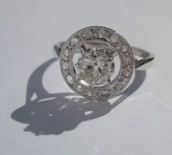 Bague ronde Art Déco diamants