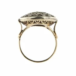 Bague ronde en or jaune avec diamants