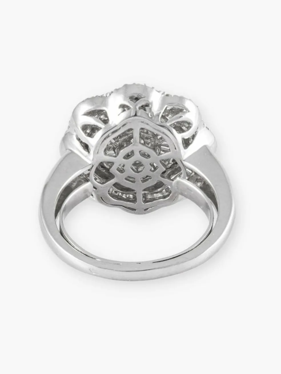 Bague Ronde "Fleur" Or Blanc & Diamants