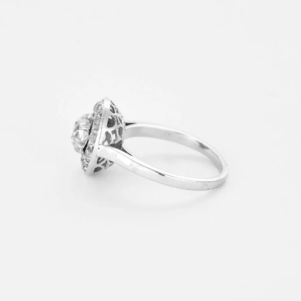 Bague ronde or blanc et diamants