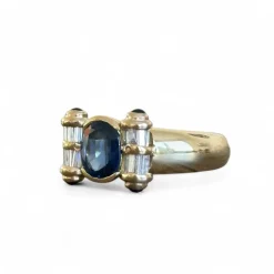 Bague rouleau or jaune saphirs et diamants