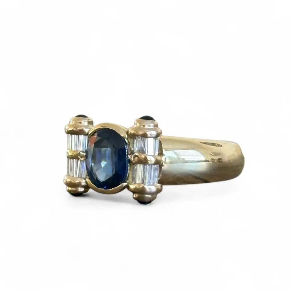 Bague rouleau or jaune saphirs et diamants