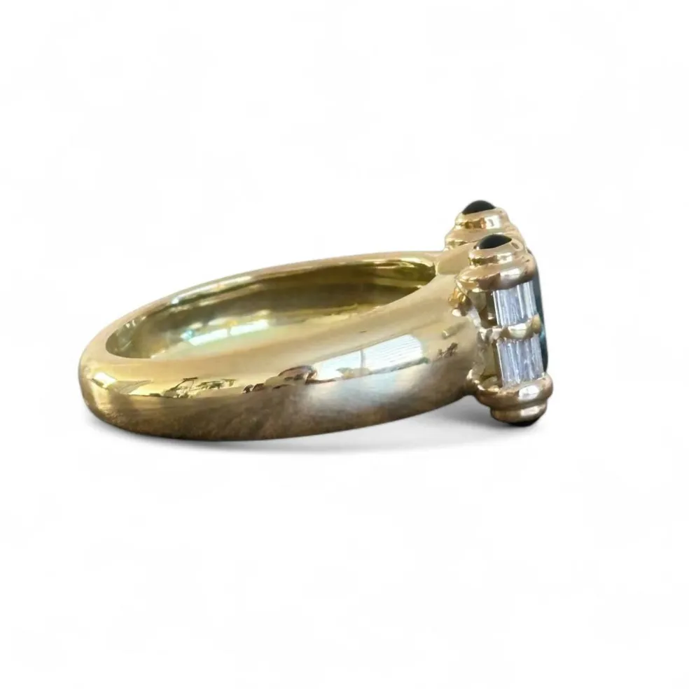 Bague rouleau or jaune saphirs et diamants