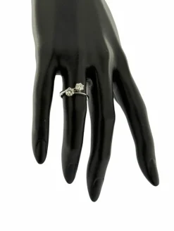 Bague rétro certifiée HRD or blanc, diamants naturels