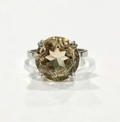 Bague rétro citrine et or blanc
