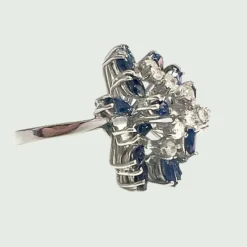 Bague rétro Or blanc Diamants Saphirs
