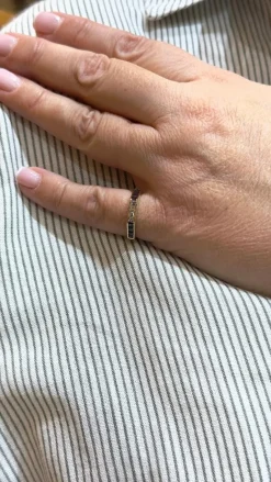 Bague rétro or jaune, diamants, saphirs