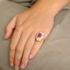 Bague Rubis cabochon Diamants