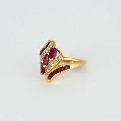 Bague rubis diamants