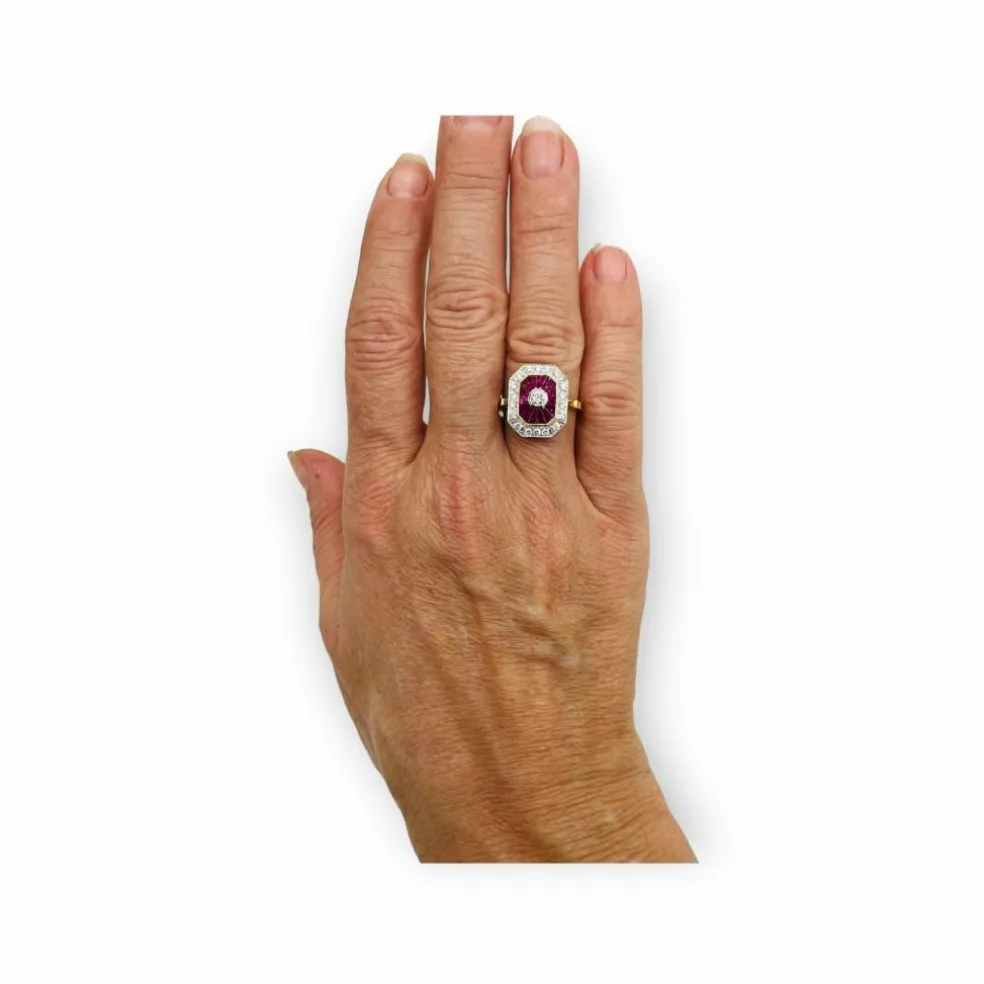 Bague rubis diamants bague de fiançailles en or 18 carats sertie de rubis calibrés et de diamants